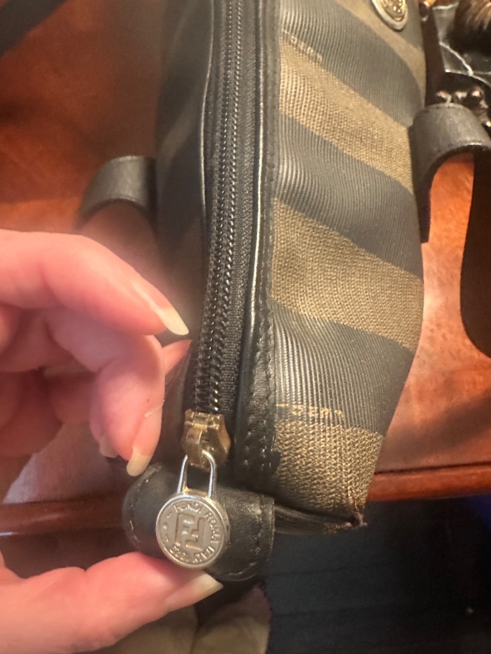 Fendi Penquin Shoulder Bag - Picture 3 of 12